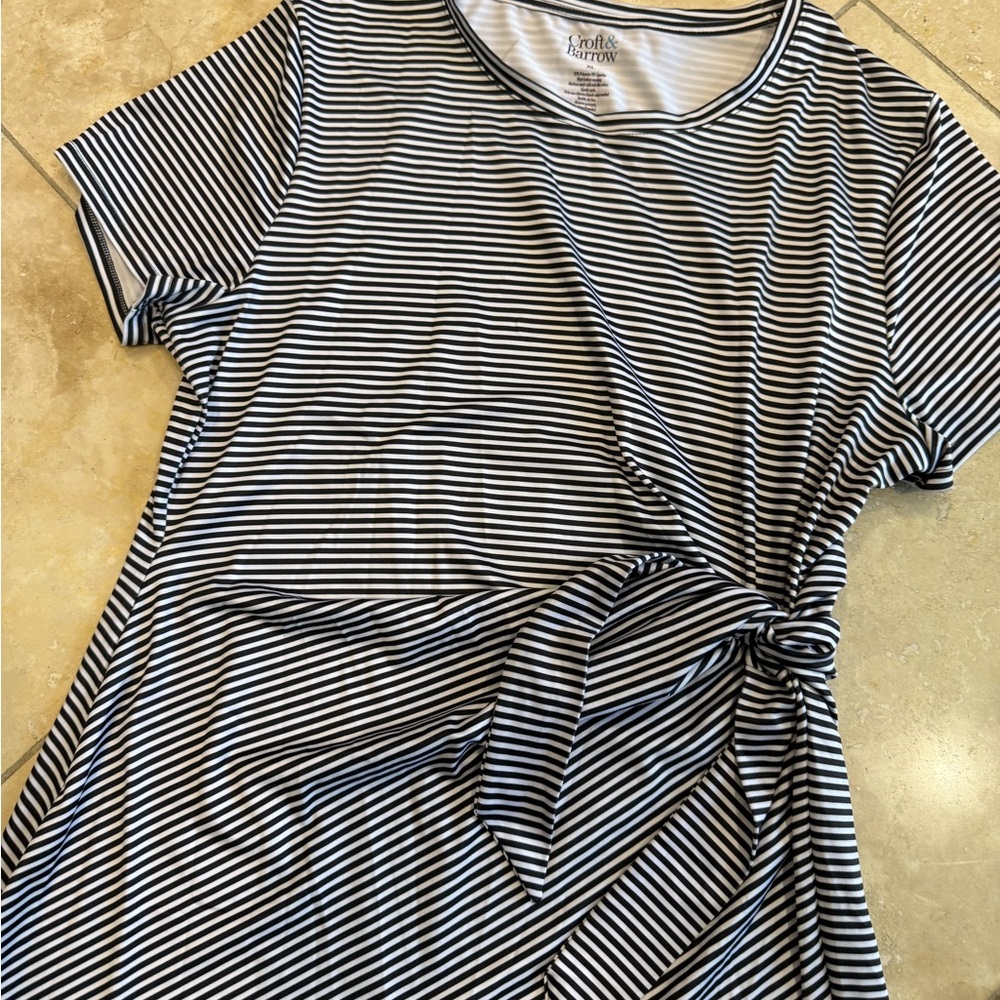 Croft & Barrow Navy and White Striped Short Sleeve Tee